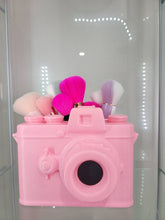 Snap & Store Pink Camera Brush Holder