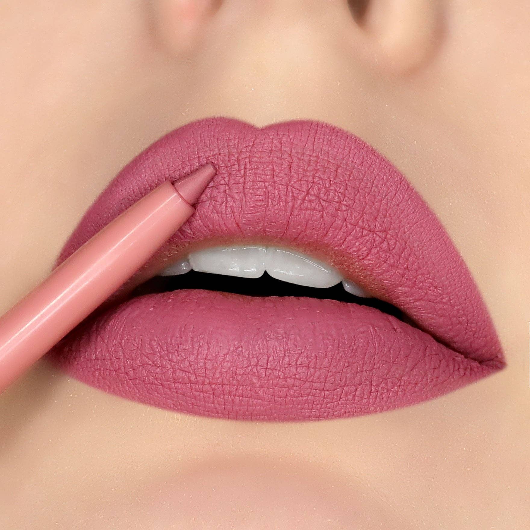 LINE UP Waterproof Creamy Lip Liner - Claudia