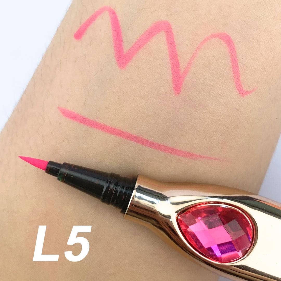 Liquid Eyeliner with a Gem